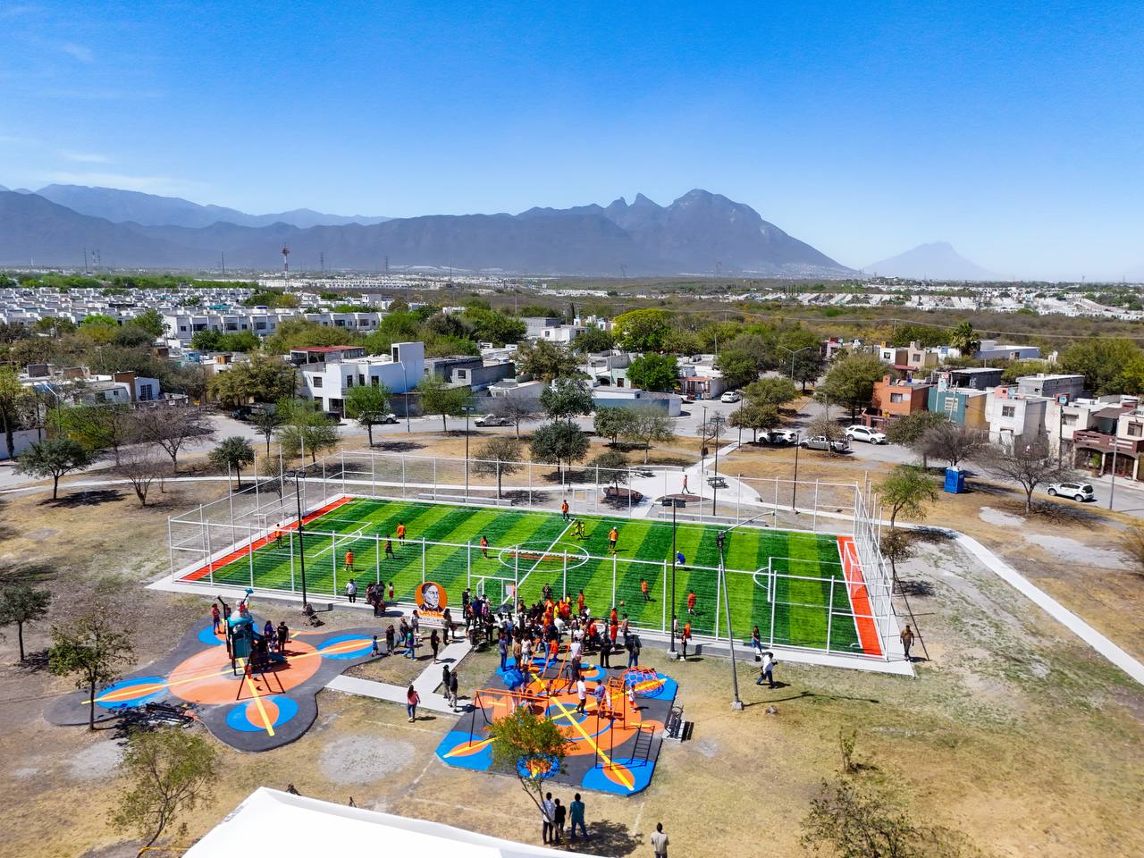 Foto 05-Comunicado 035-En 70 días, Félix Arratia entrega un nuevo Espacio de Unidad en Hacienda Real; el 34 de 100 (1).jpeg