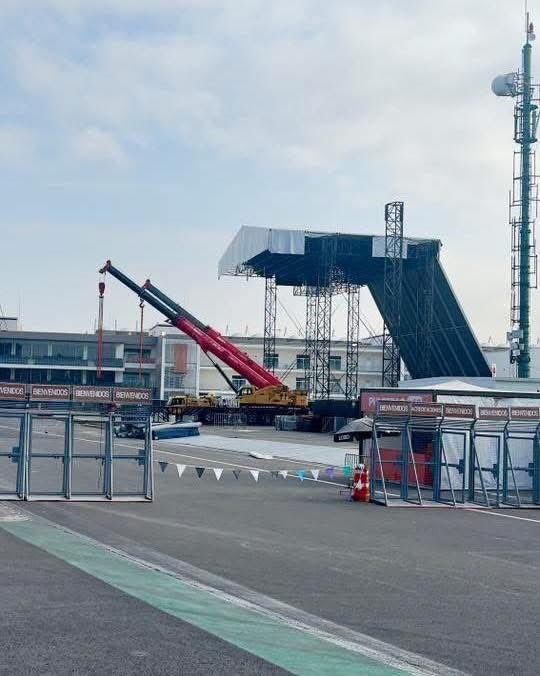 G0c57LHWAAA7DYW.jfif