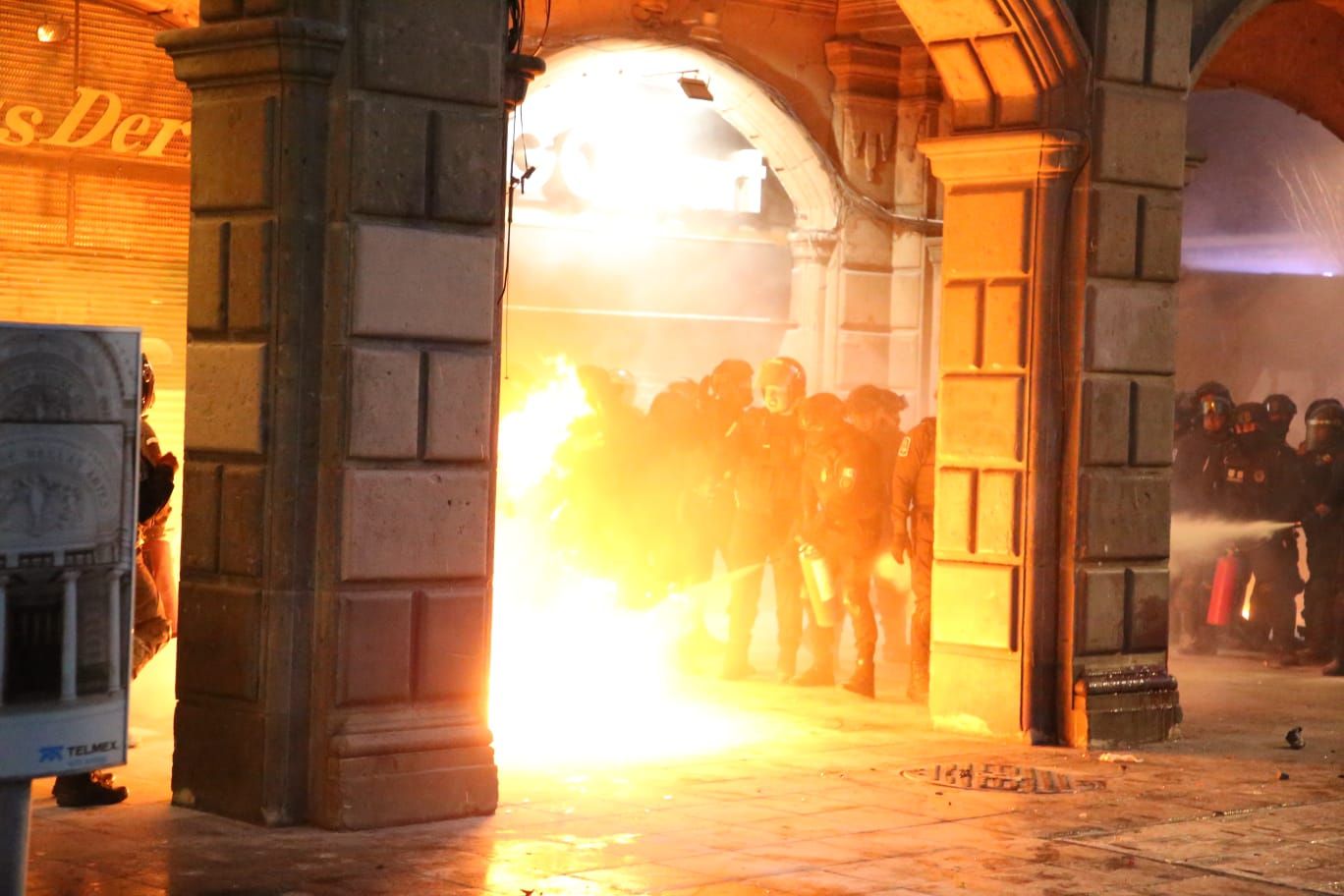 G10NUjZWAAAEEya.jfif