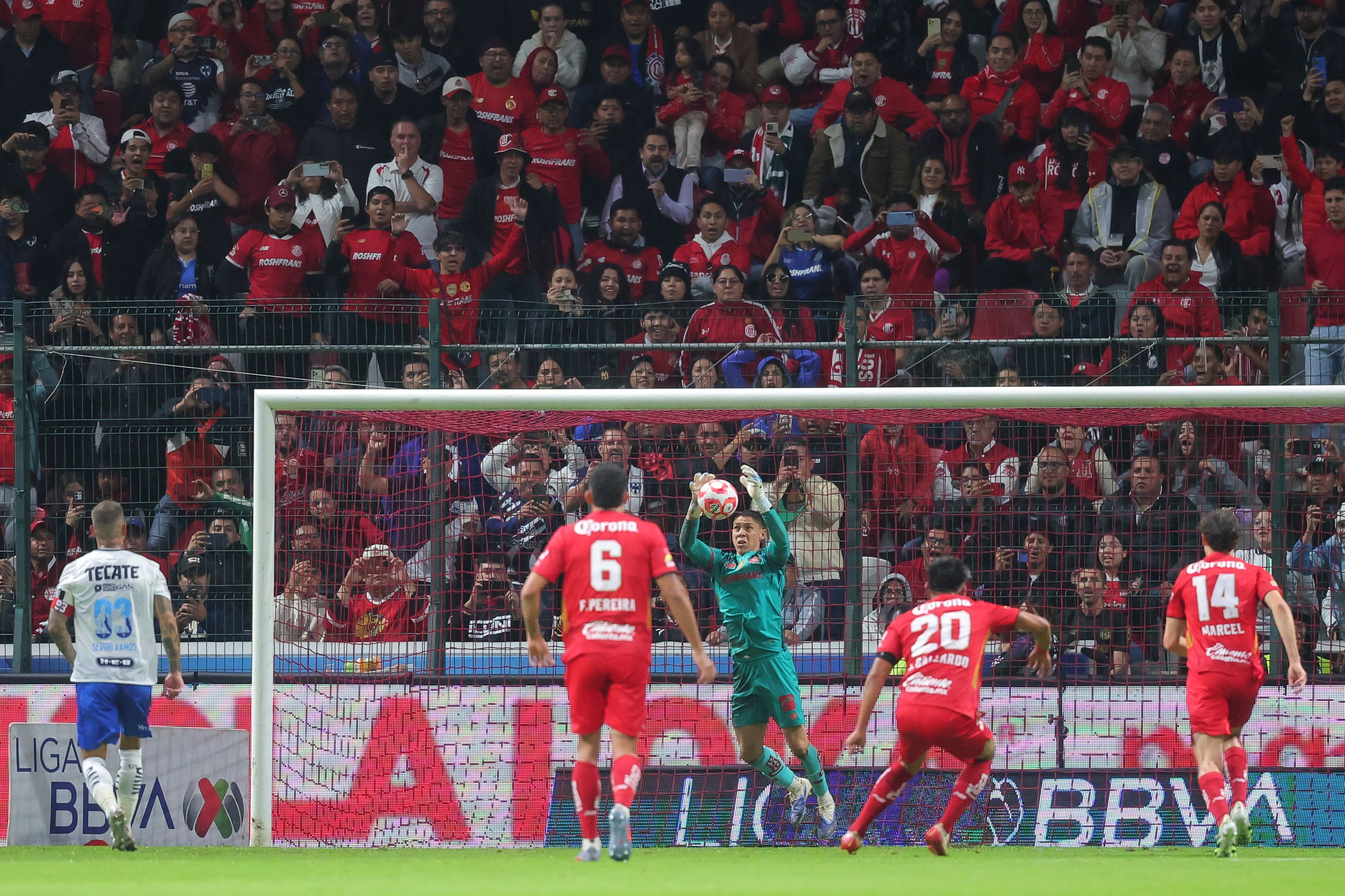 G1qNeB2WwAAaznN.jfif