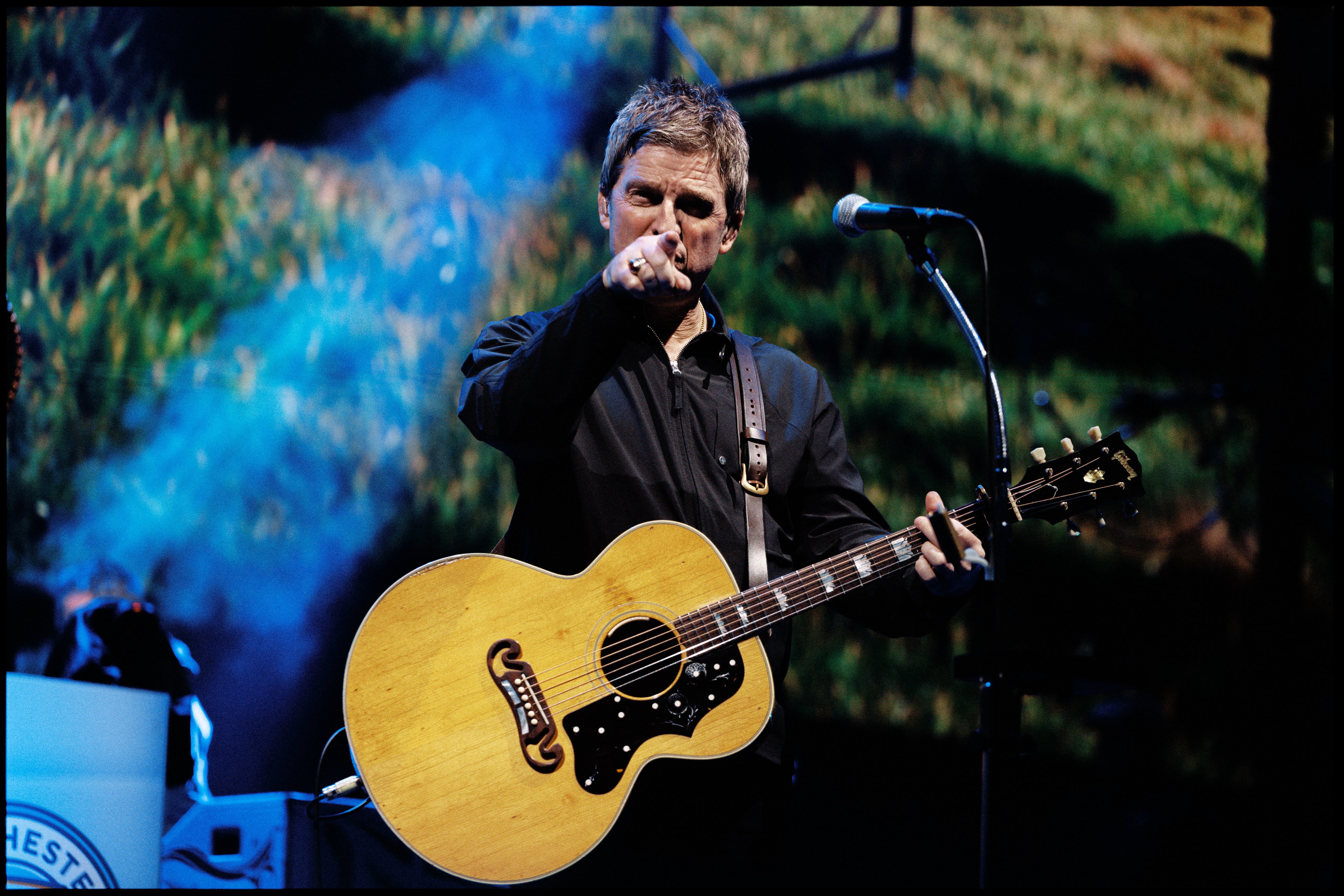 G2B5ySSXAAA8GVr.jfif