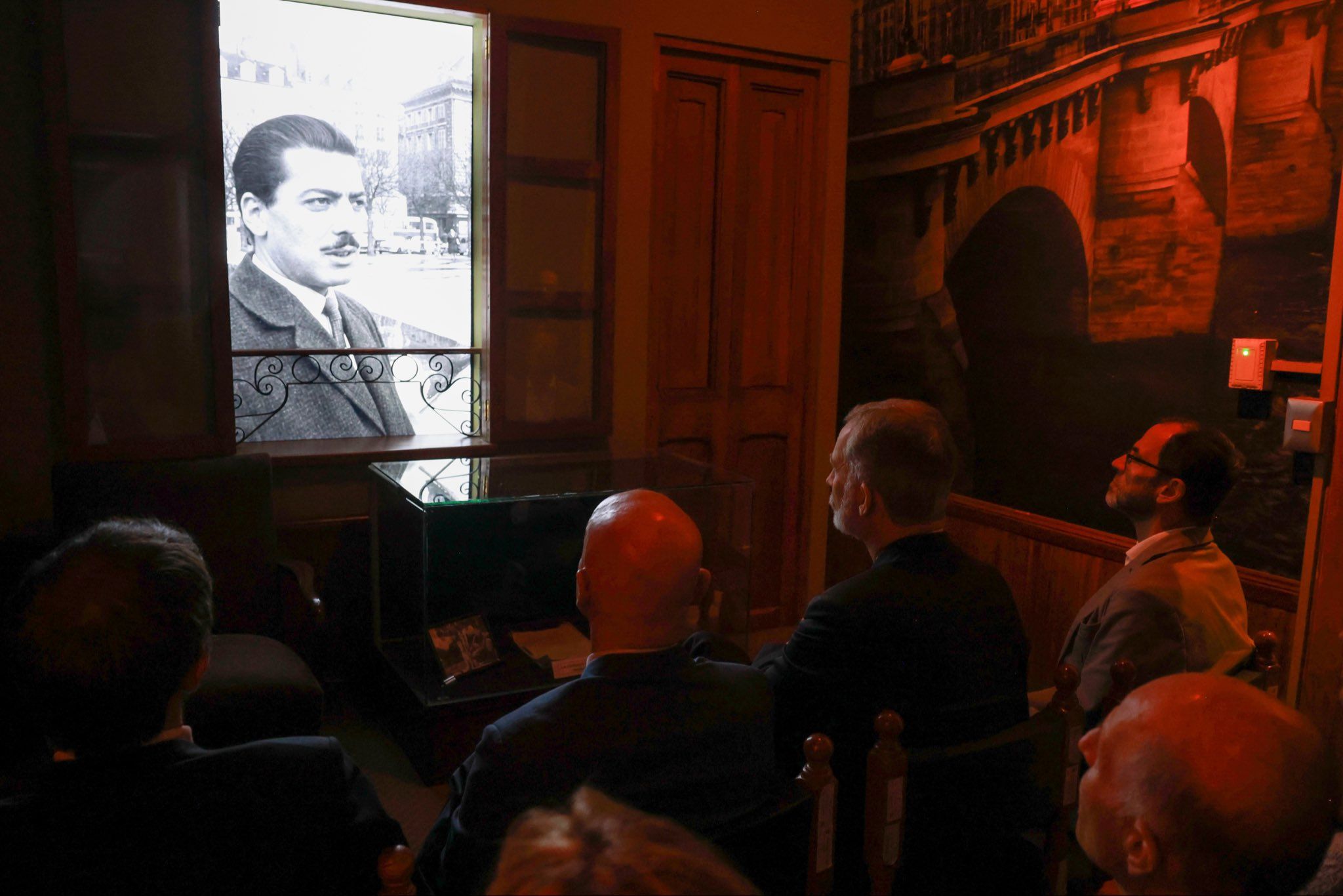 G3Q30b6WcAA-T7y.jfif