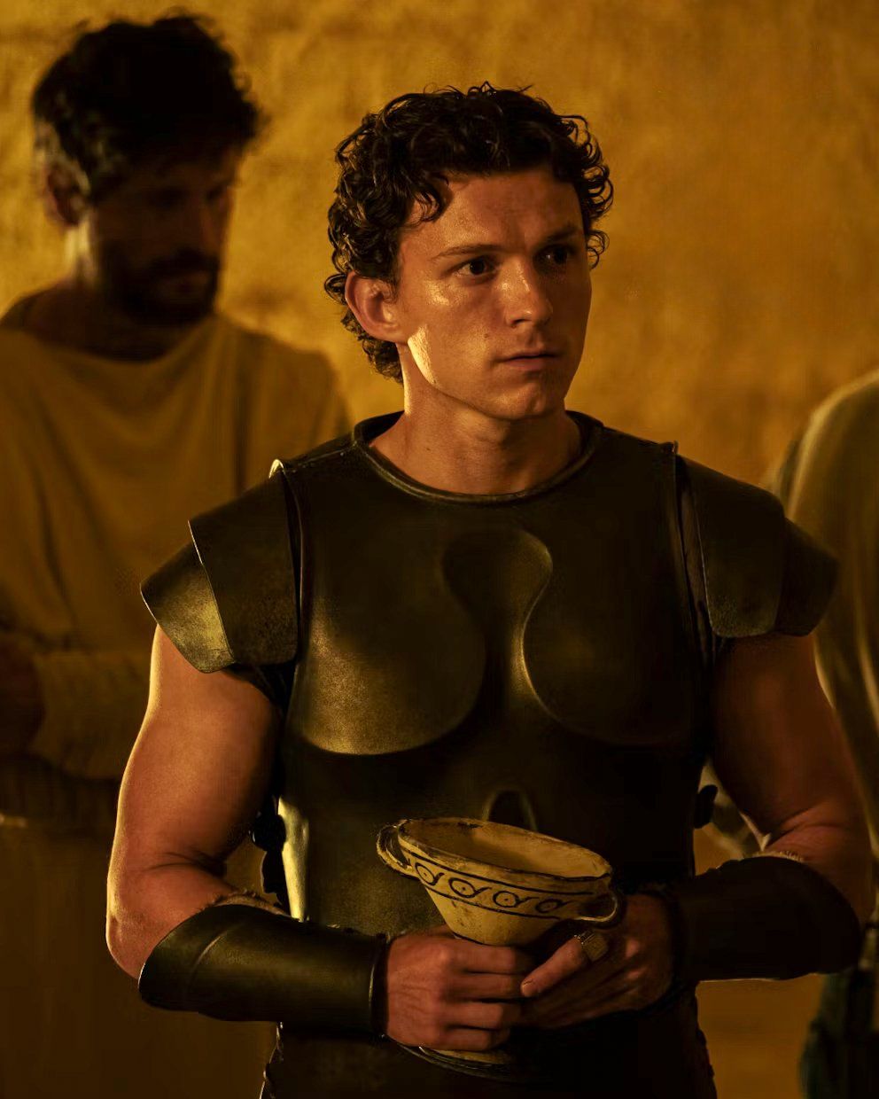 G5ulUZQacAAIFA7.jfif