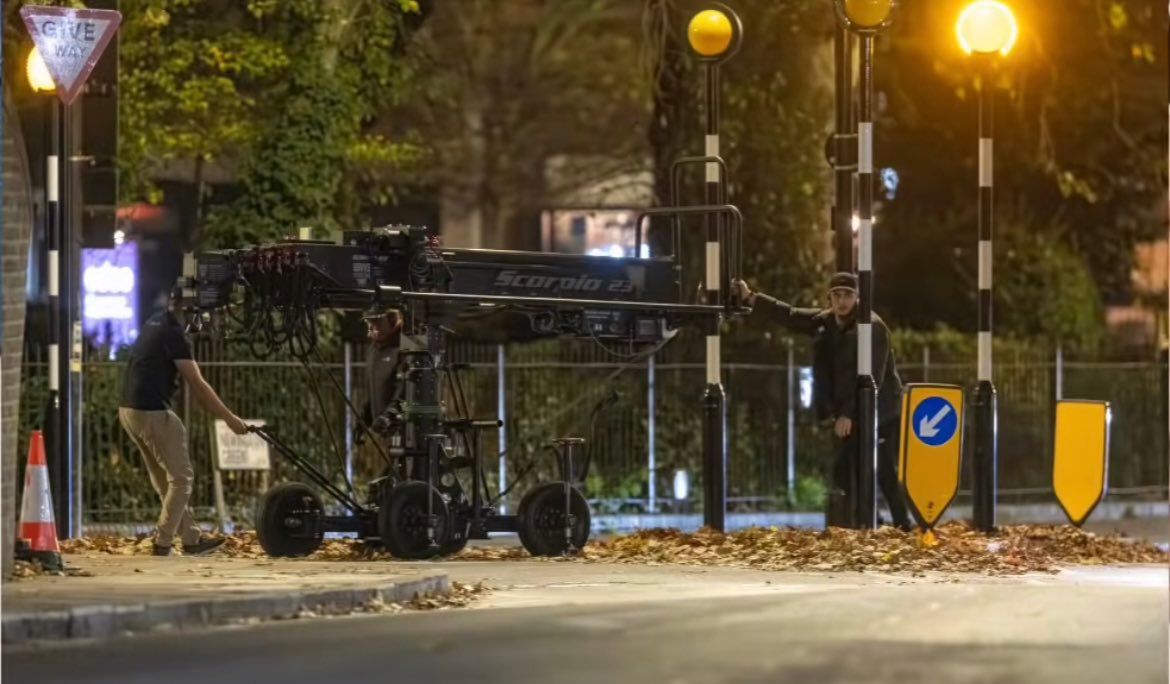 G6dG4ZZWMAA3dG0.jfif