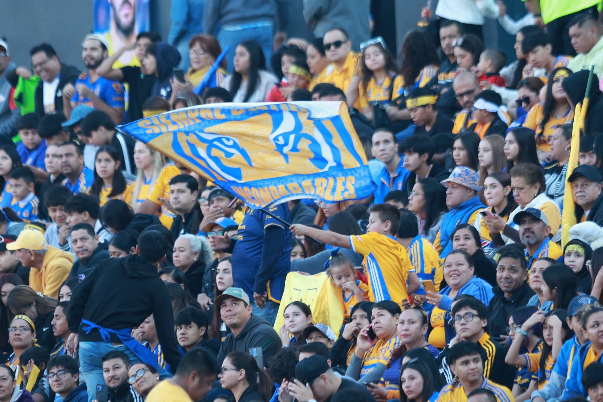 G8D3pucWUAUb7_C.jfif