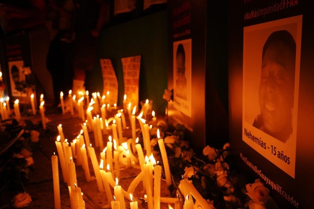 G8yPQb7XgAAg5ez.jfif