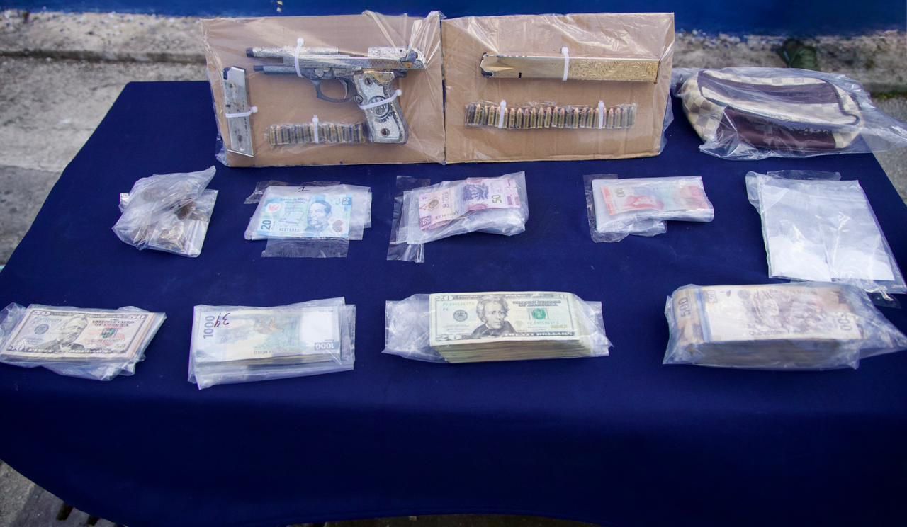 G8z-XobW8AAP87t.jfif