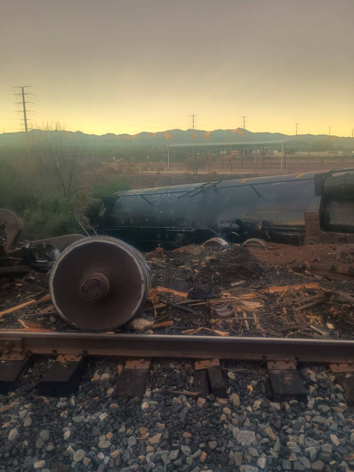 G91k0JxWwAAlMtI.jfif