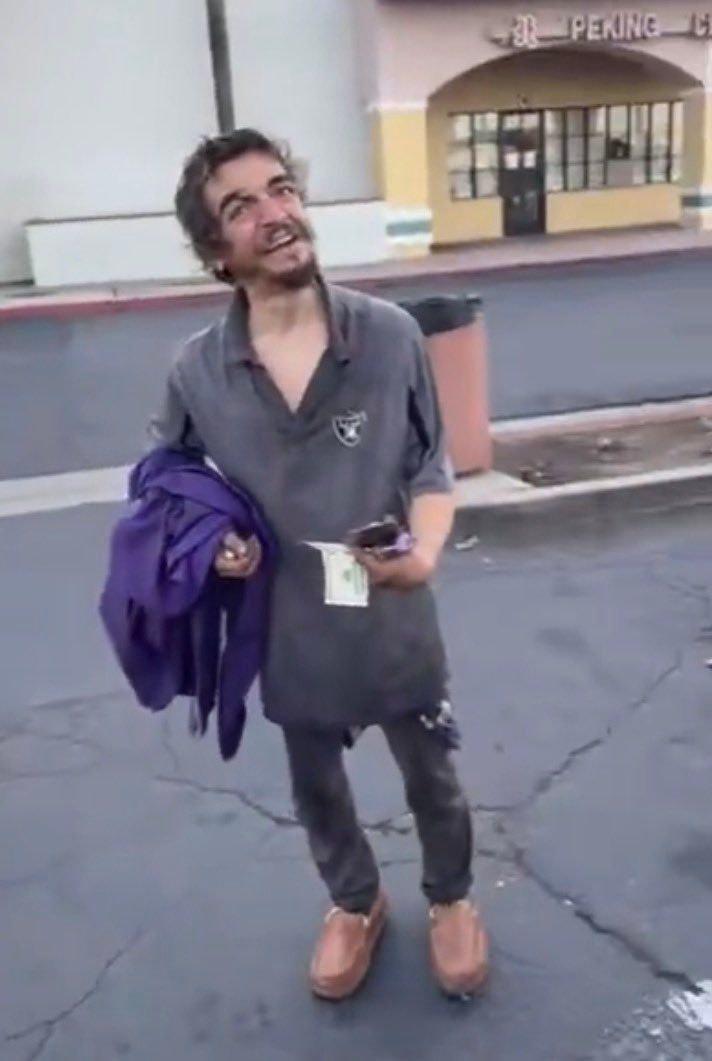 G9HCQdSXsAARV23.jfif