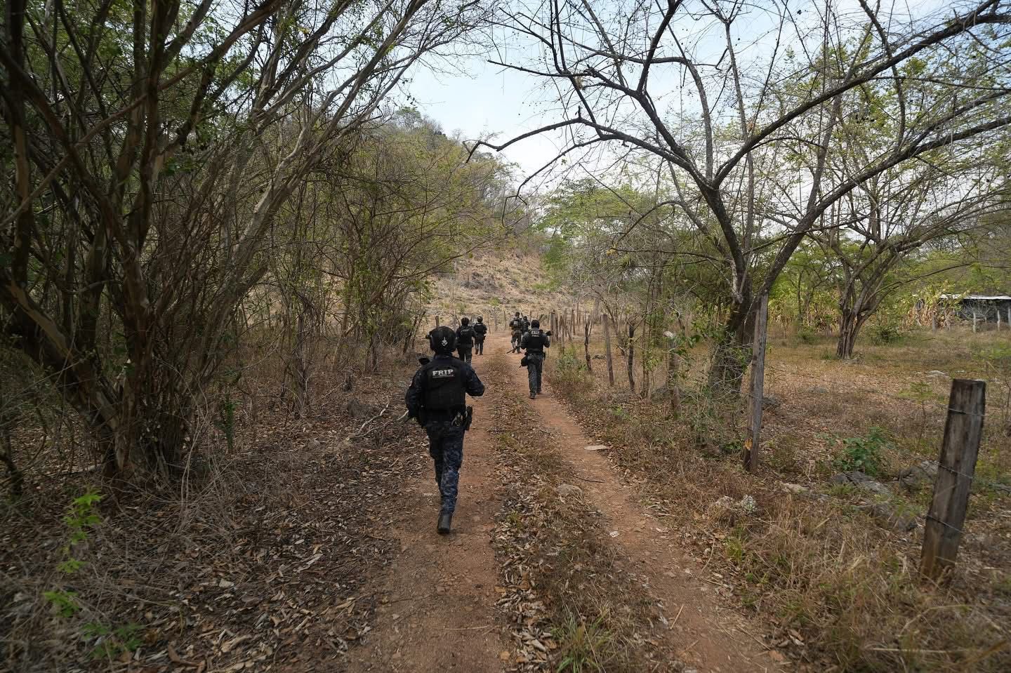 G9YH6wkWoAIsNUO.jfif