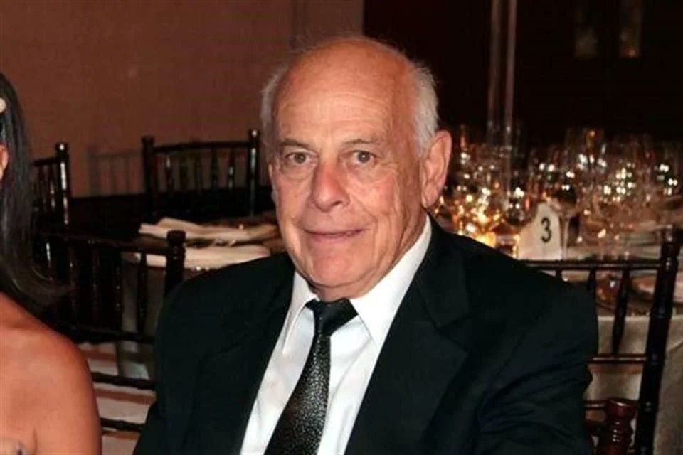 G9v8s1MXQAA19o6.jfif