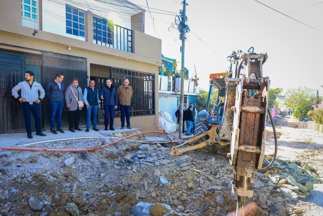 GENARO VÁZQUEZ 3.jpeg