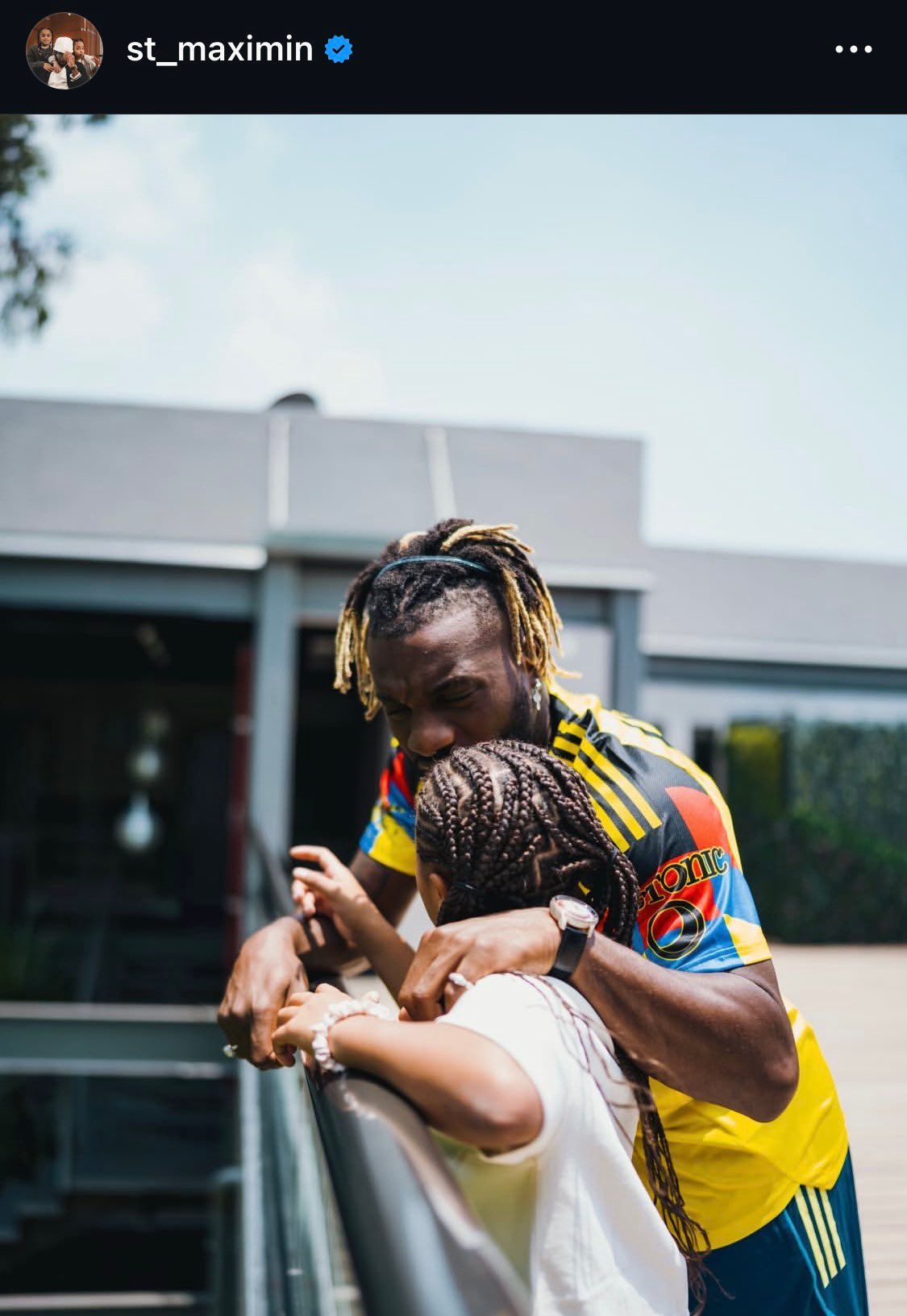 G_62-EkX0AA5jtm.jfif