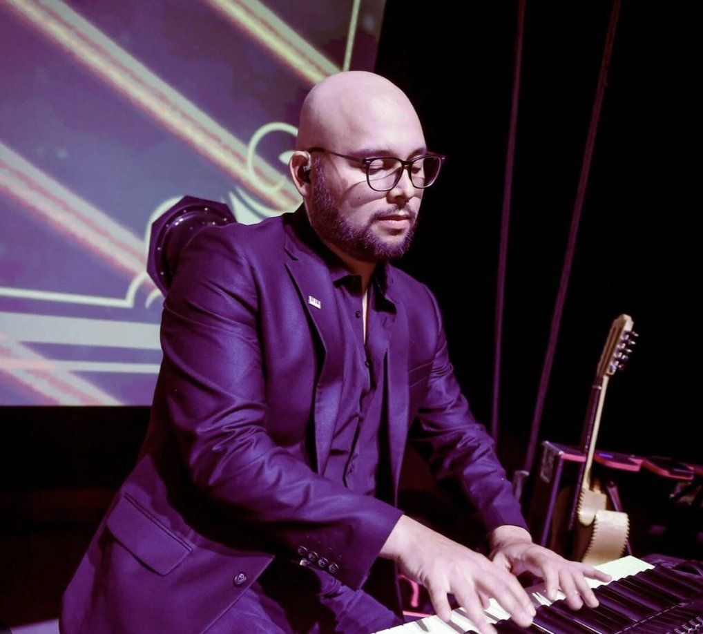 G-EQYfVWMAAMYUG.jfif