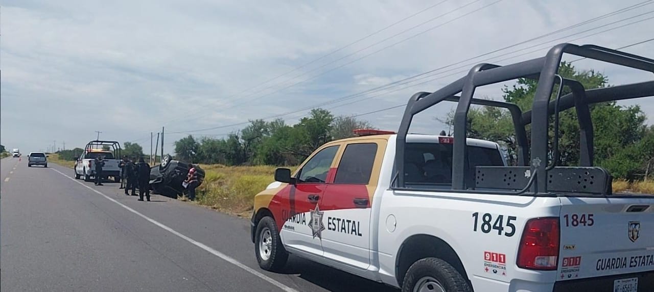Guardia Estatal atiende accidente en la Carretera Federal 85
