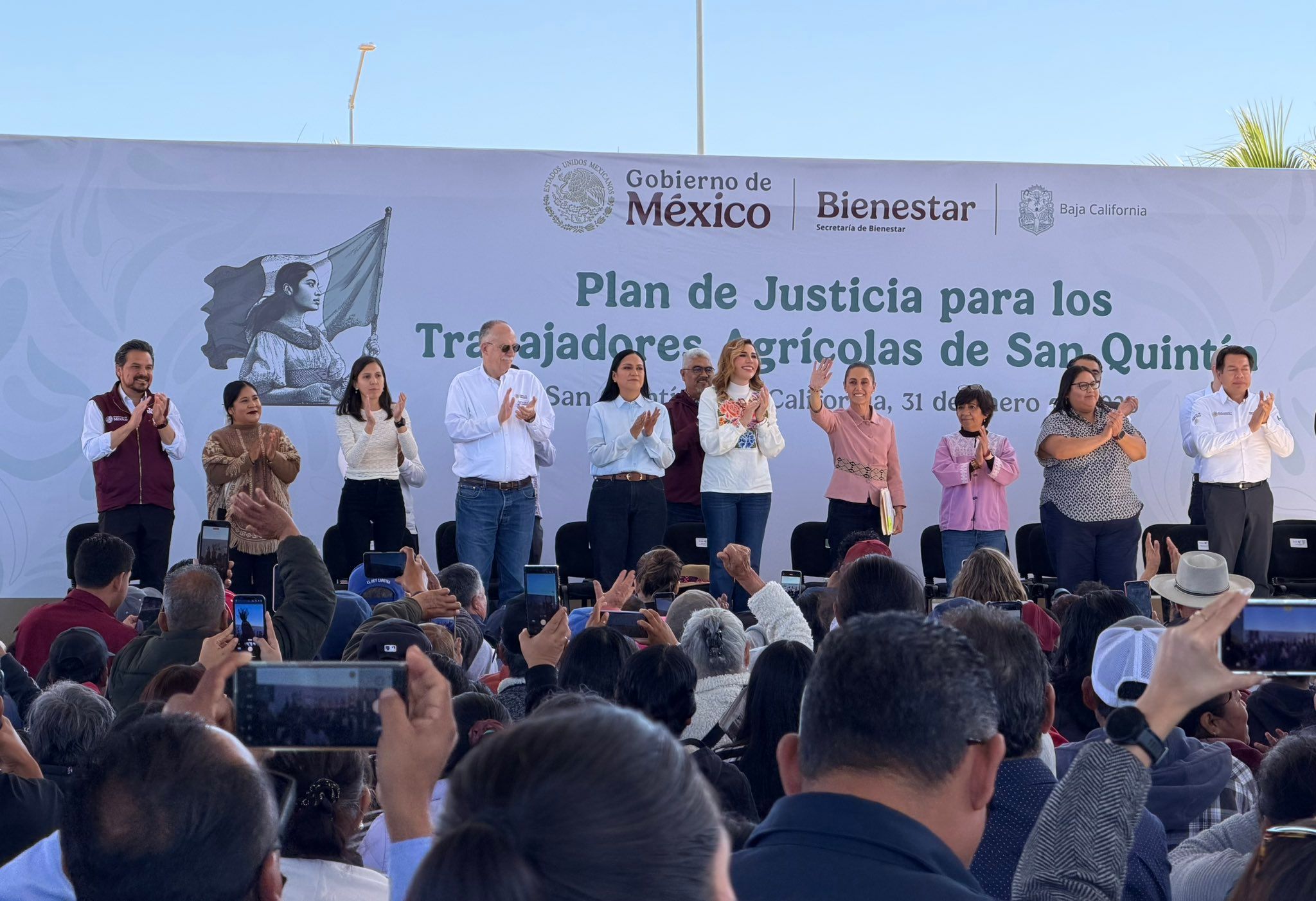 HAB1pzBXwAAUilM.jfif