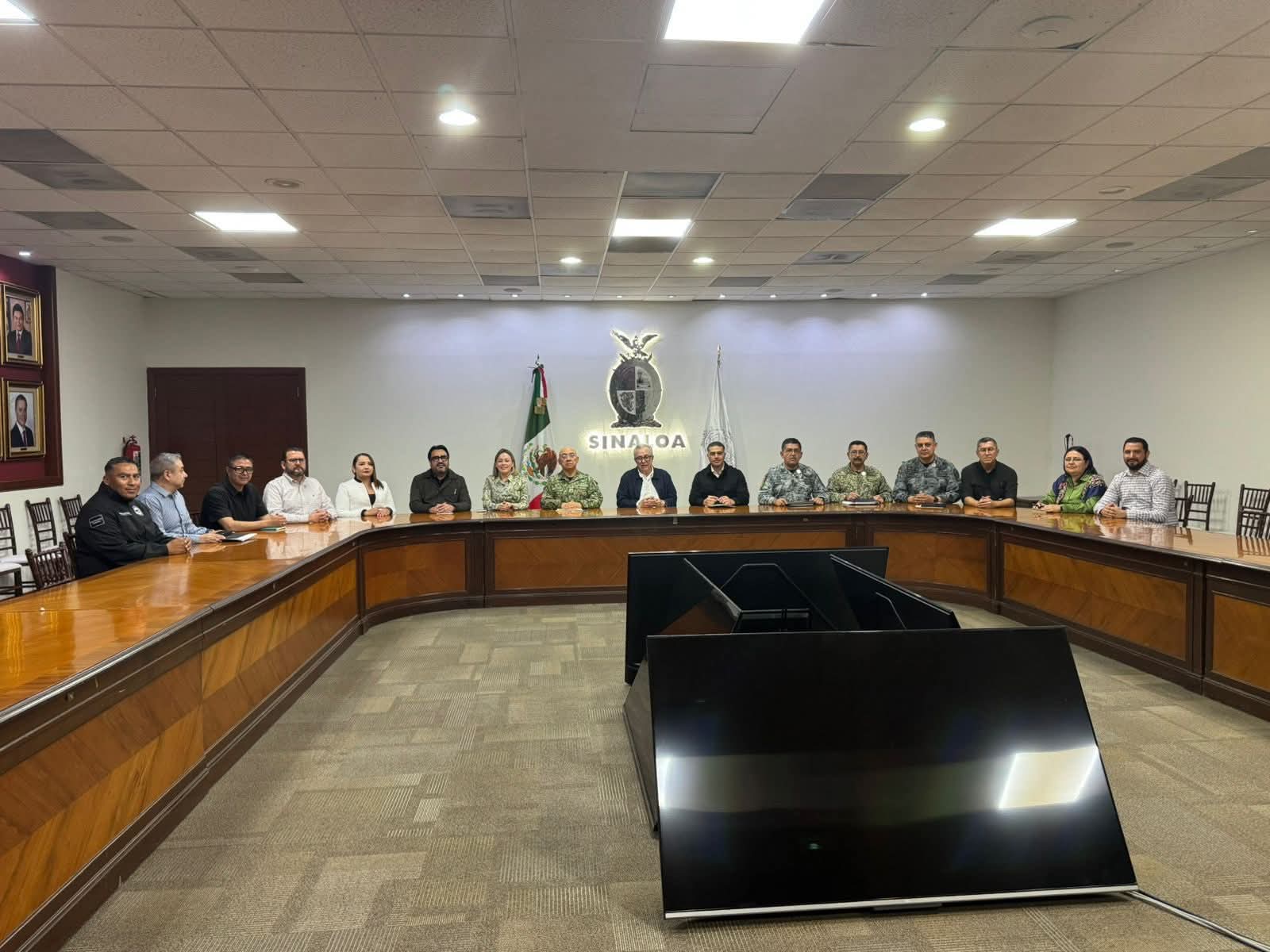 HAVCeXTWYAAVwvi.jfif