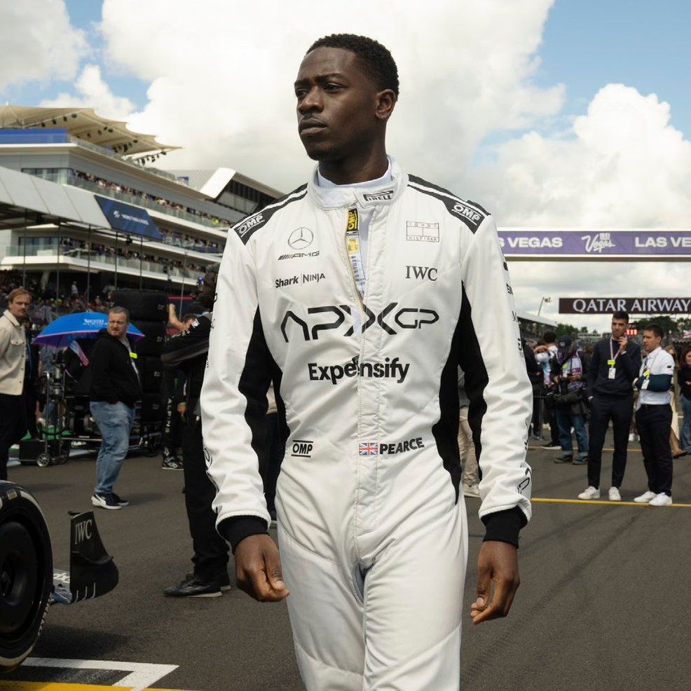 HA4by_zbUAAbBPl.jfif