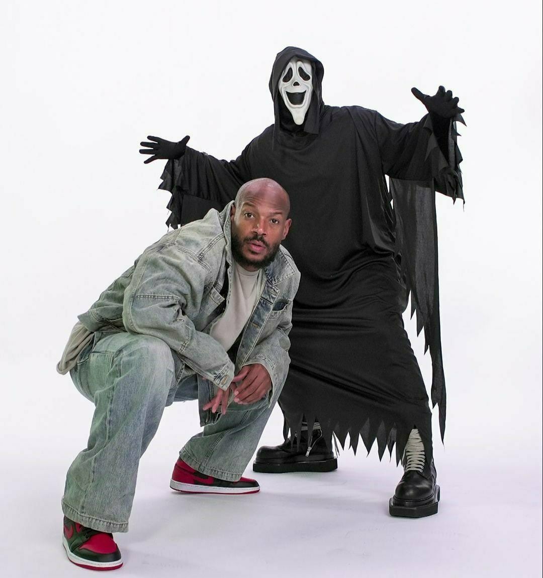 HCNJS-MXAAAjrHm.jfif