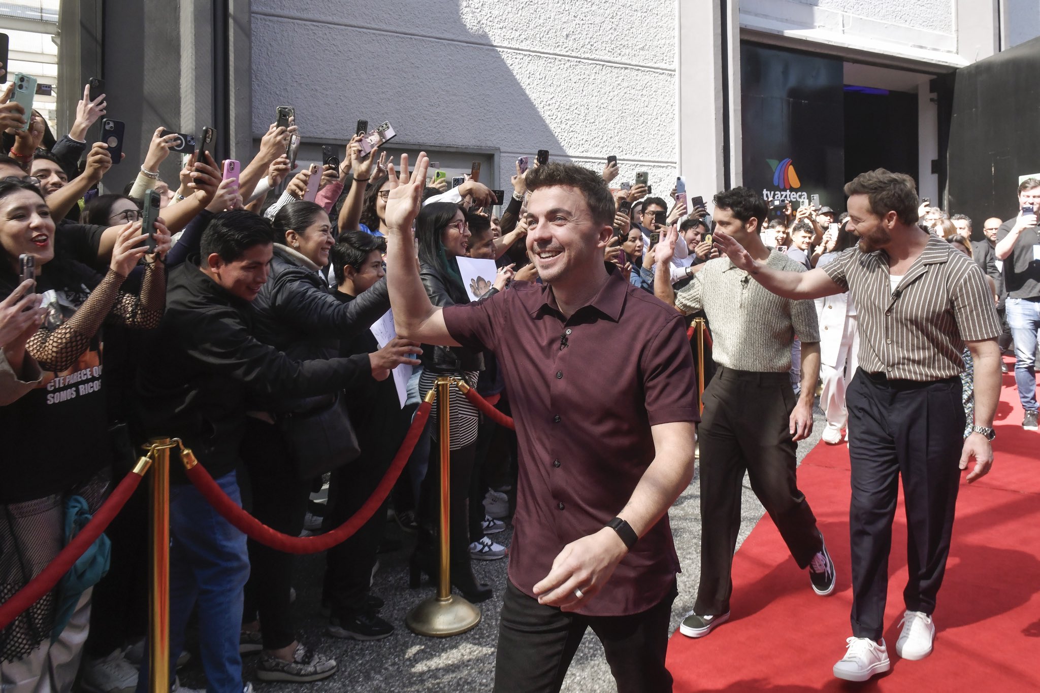 HF4w6o8asAUfp0o.jfif