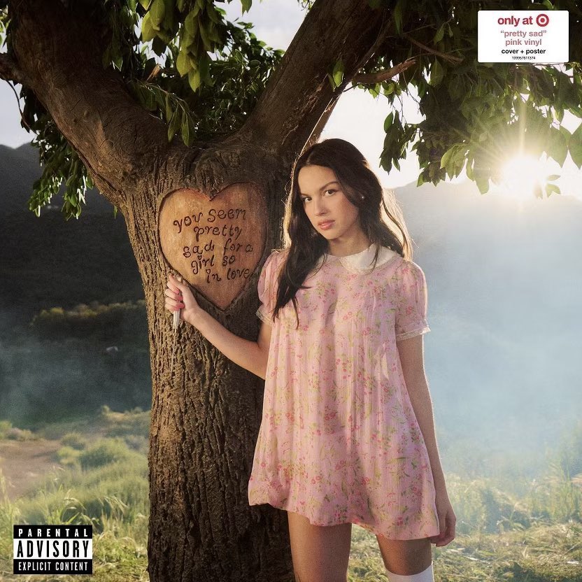 HFPiK_qbAAAfYX9.jfif