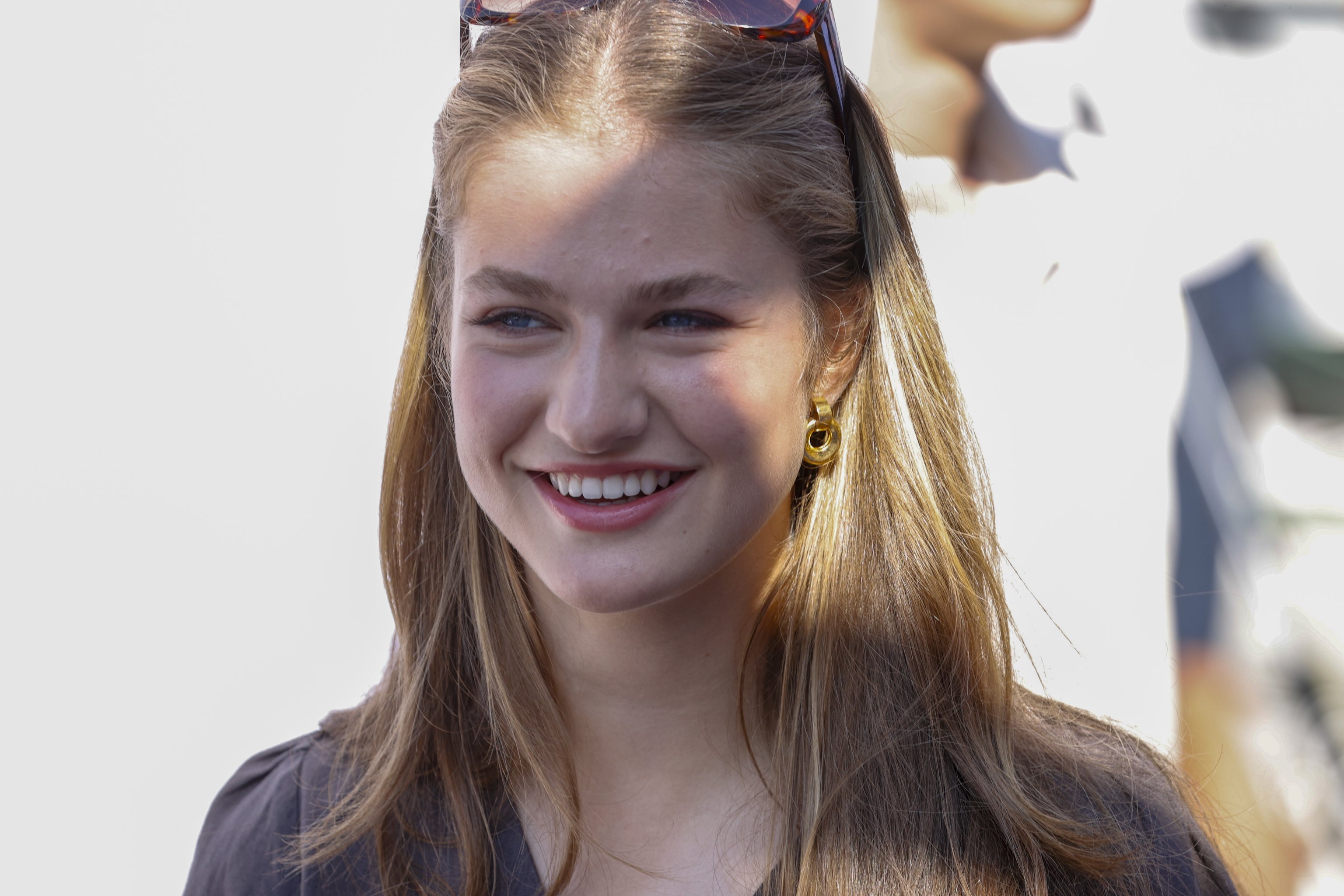 HG6L9HLboAA59Qs.jfif