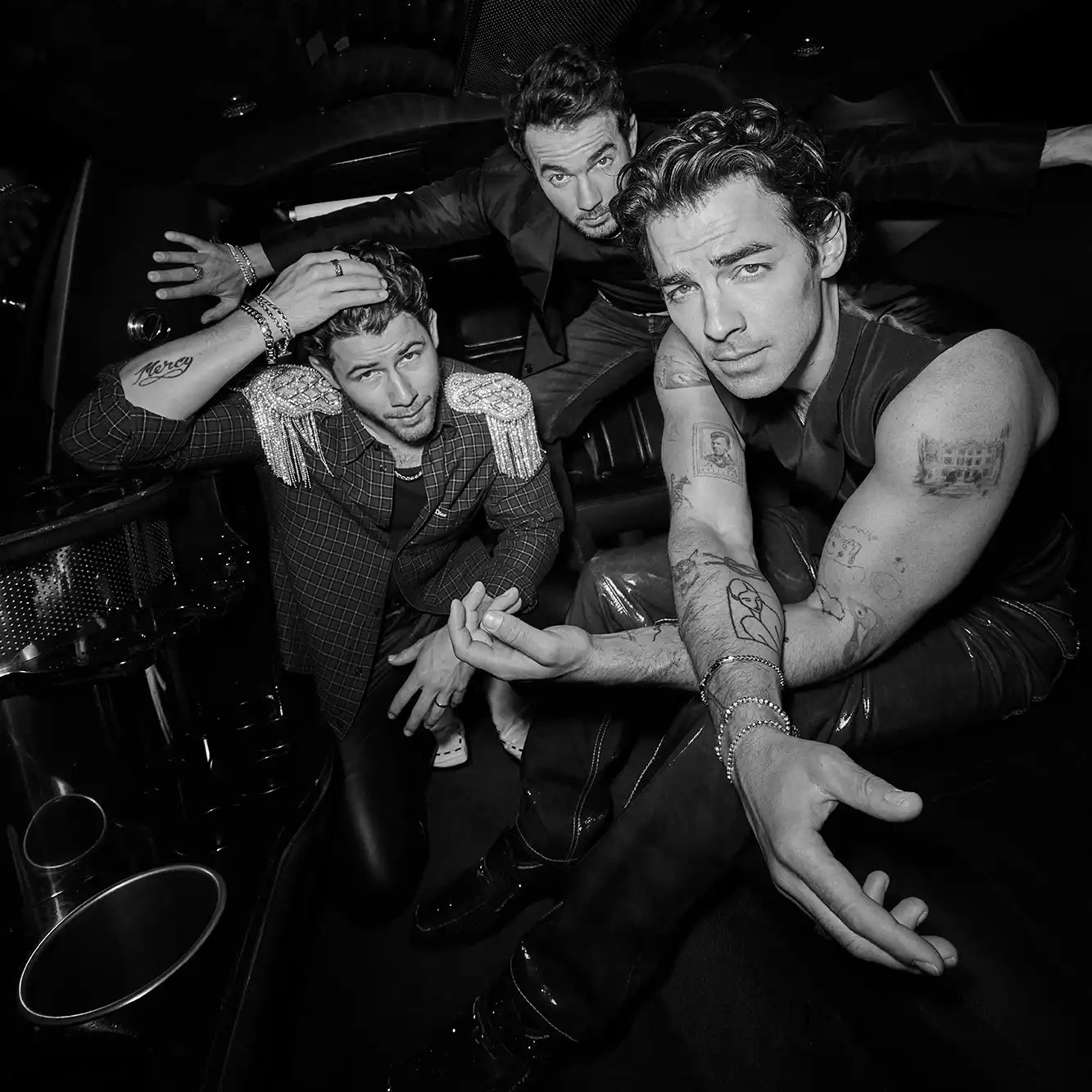  Jonas Brothers 