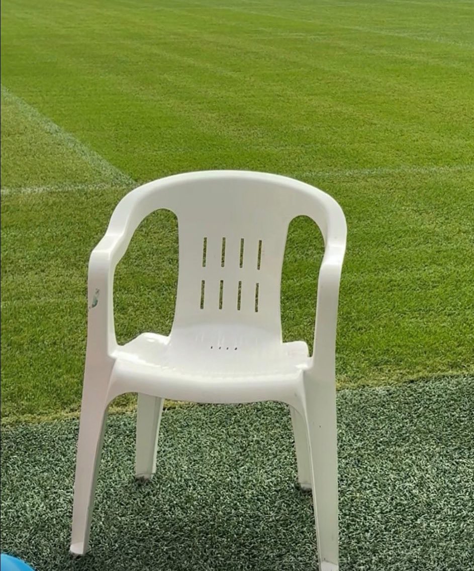 HAknxxiWAAAhI-8.jfif