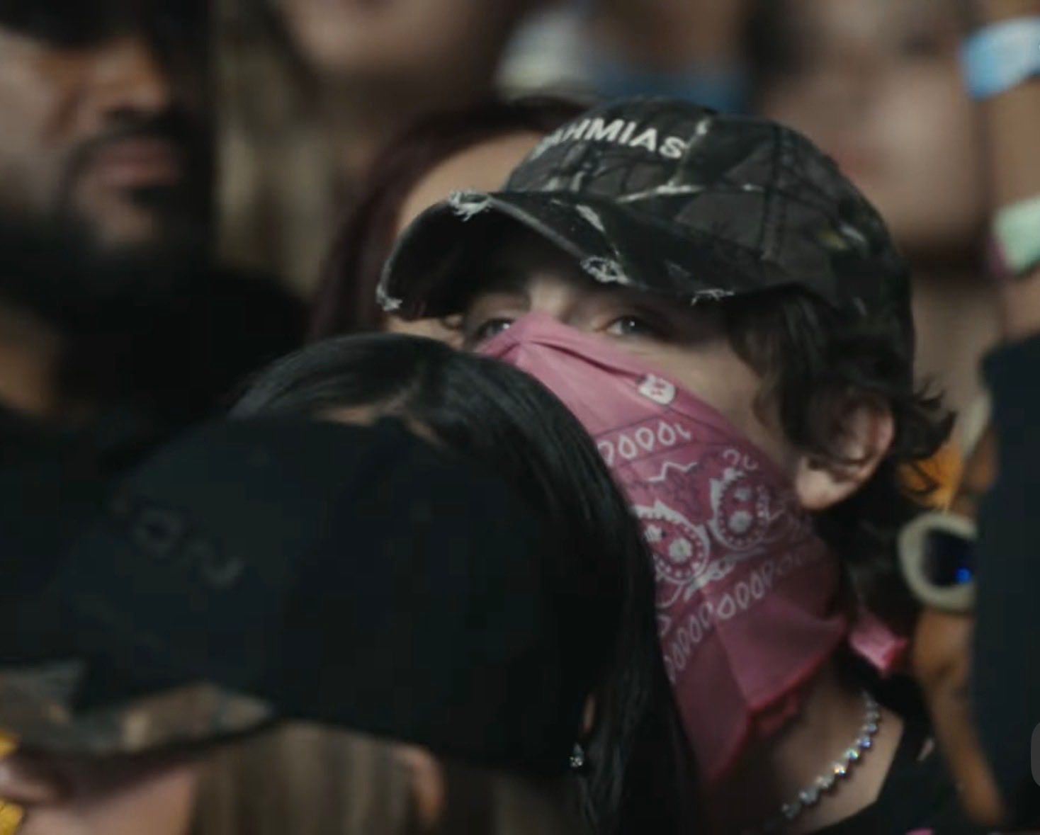 HFsYBh3aQAA_0Vk.jfif