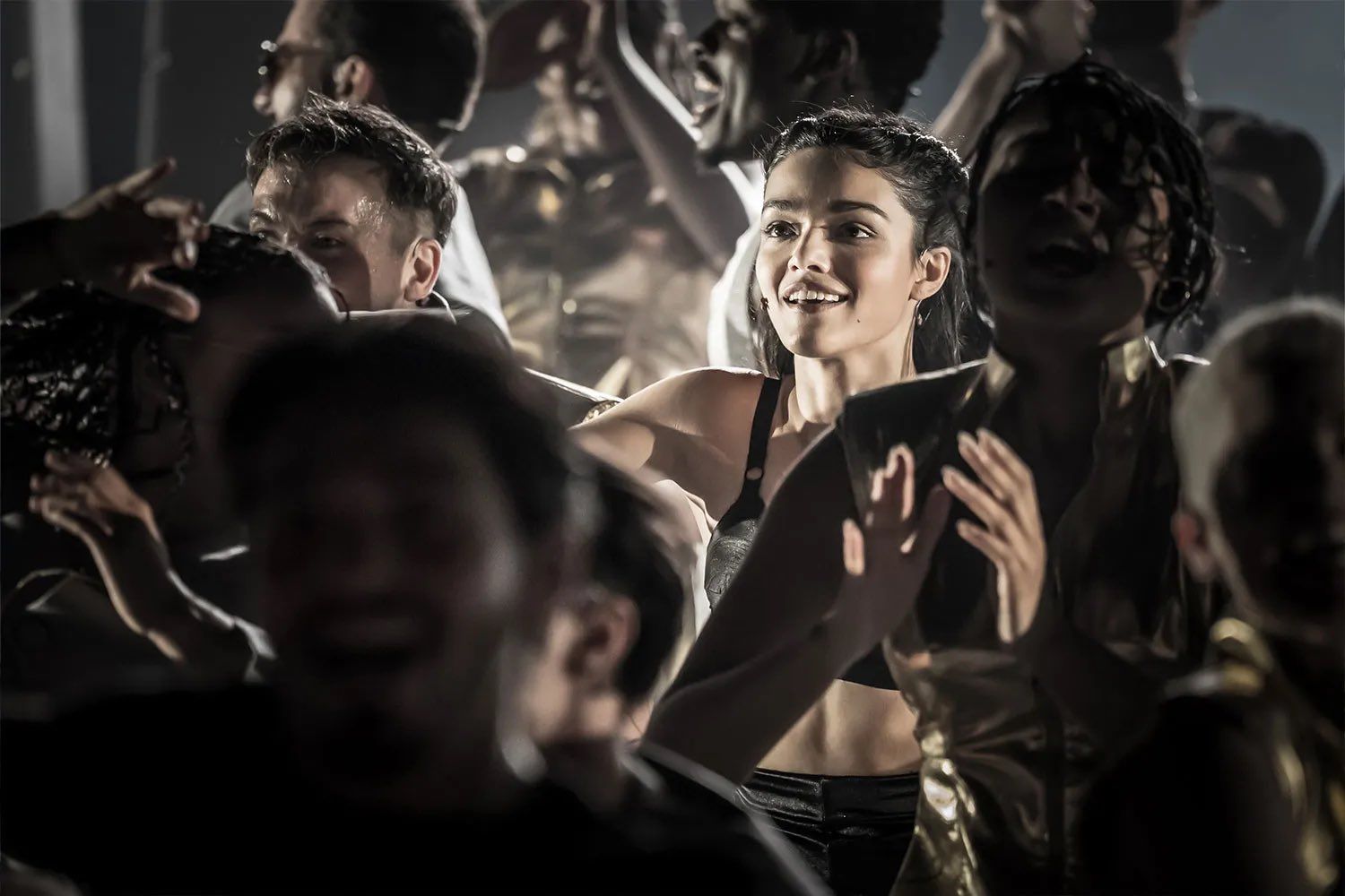 HFuavJrb0AARW4a.jfif