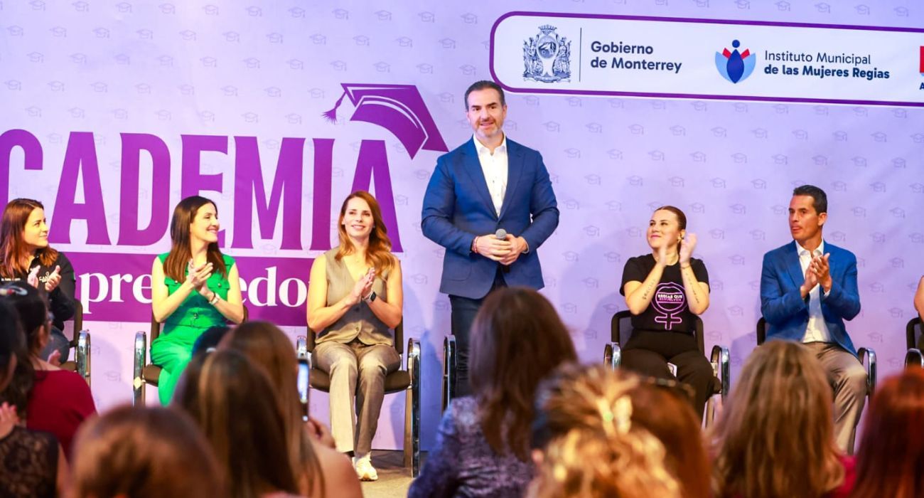 Impulsa Adrián de la Garza a 100 mujeres emprendedoras