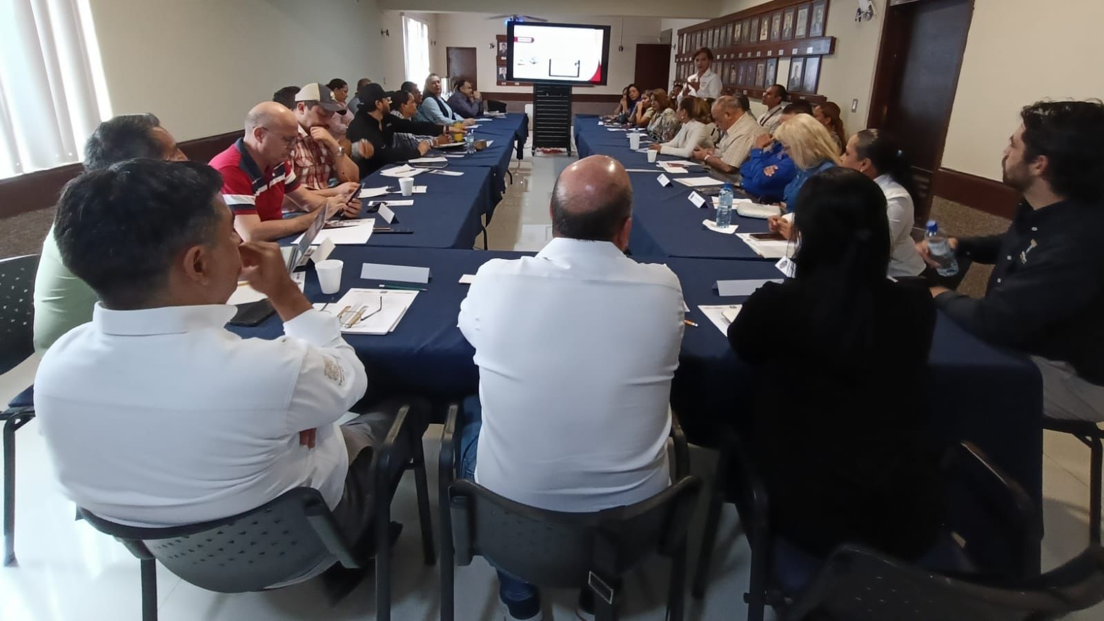 Impulsa Canaco fortalecer programas para emprendedores y Mipymes