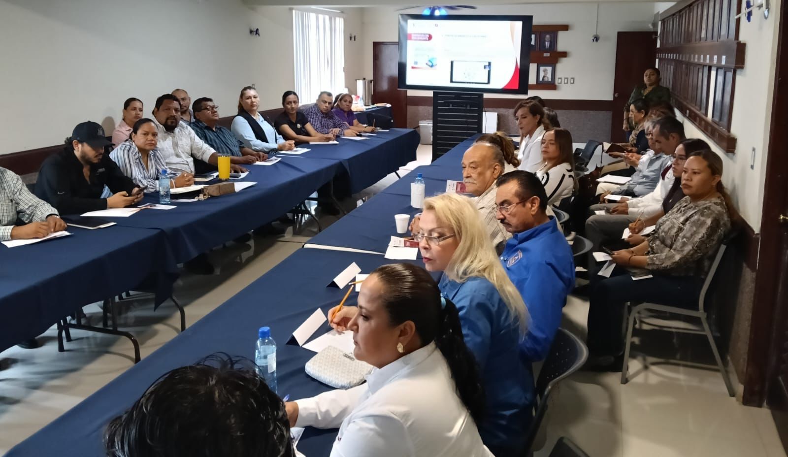 Impulsa Canaco fortalecer programas para emprendedores y Mipymes