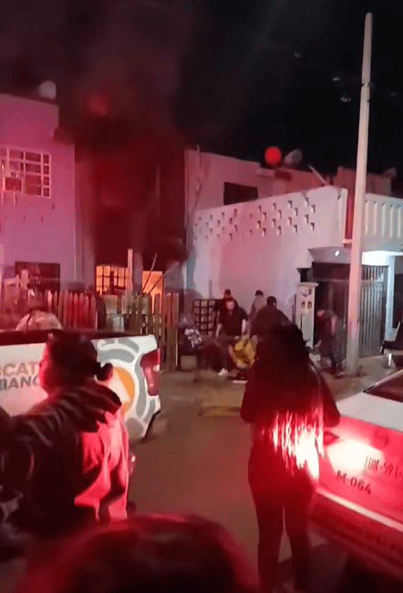 Incendio en vivienda de Pesquería deja dos personas calcinadas.png