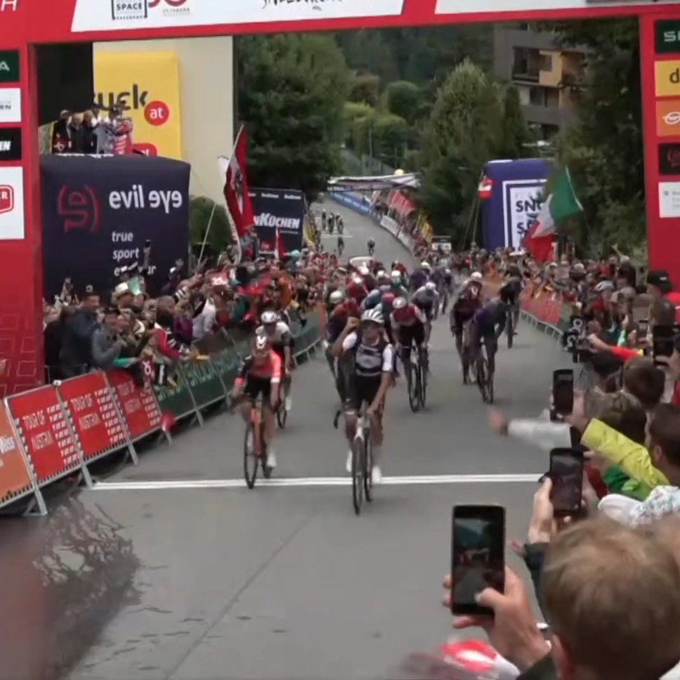 Isaac del Toro gana la segunda etapa de Vuelta a Austria