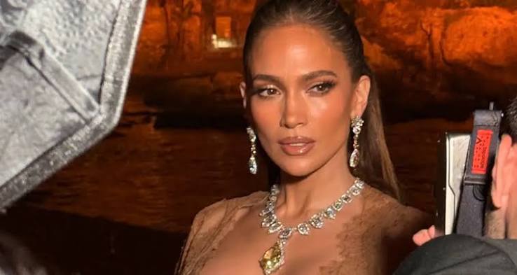 Jennifer Lopez