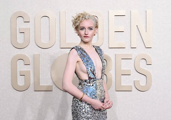 Julia Garner