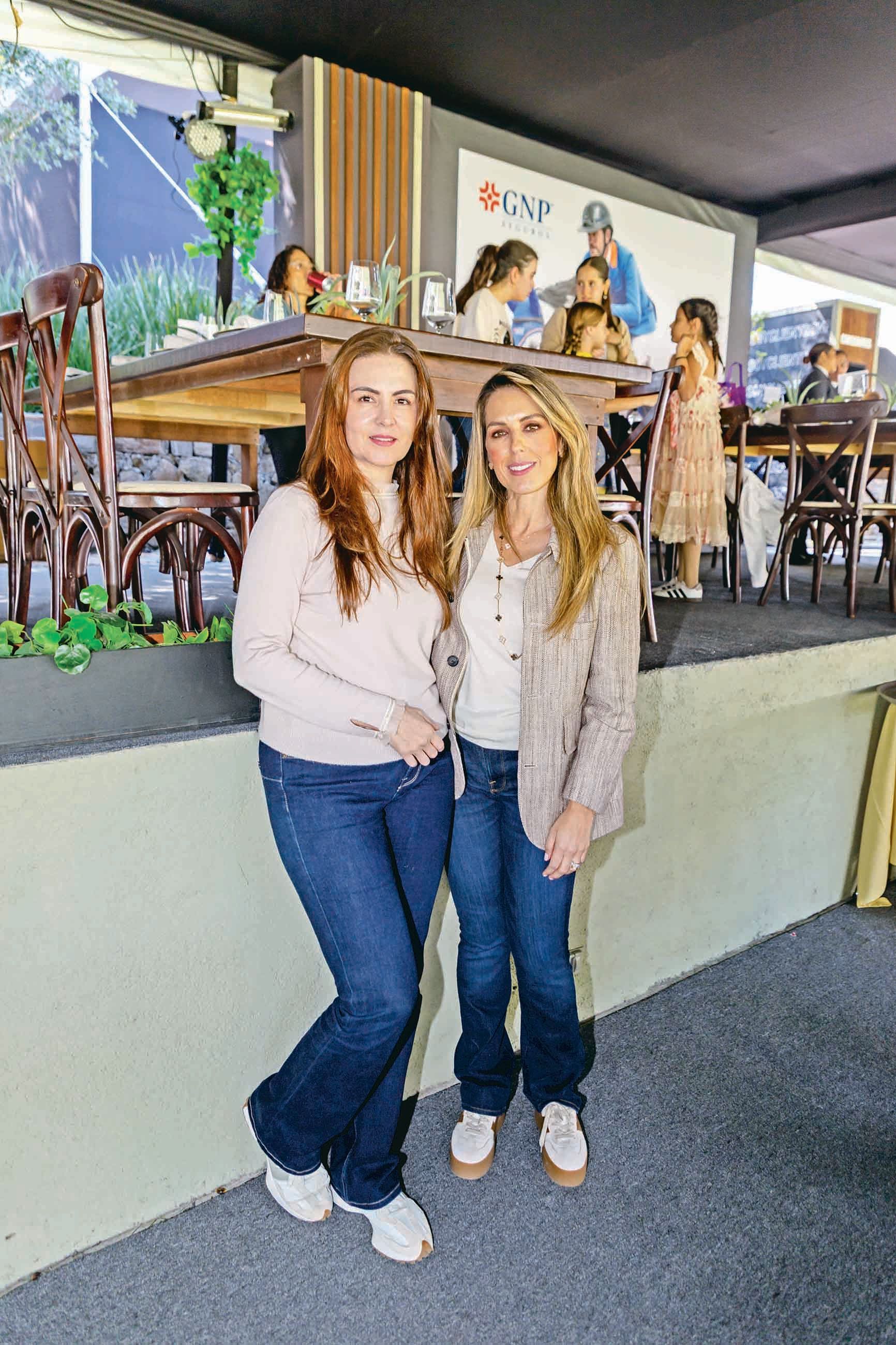 Maca Romo y Lorena Rullan.jpg