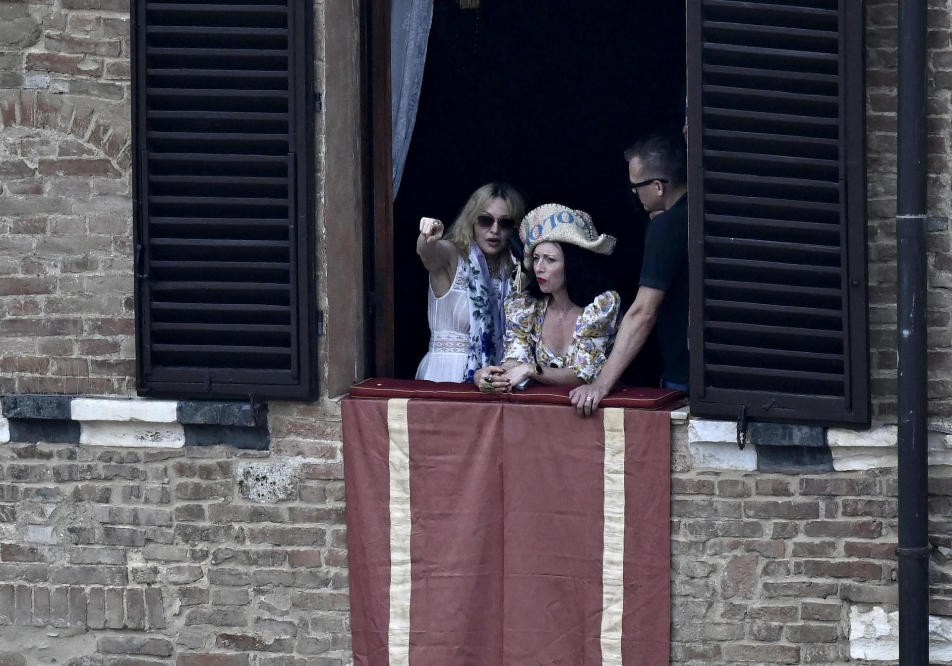 Madonna llega a Palio de Siena por su cumpleaños