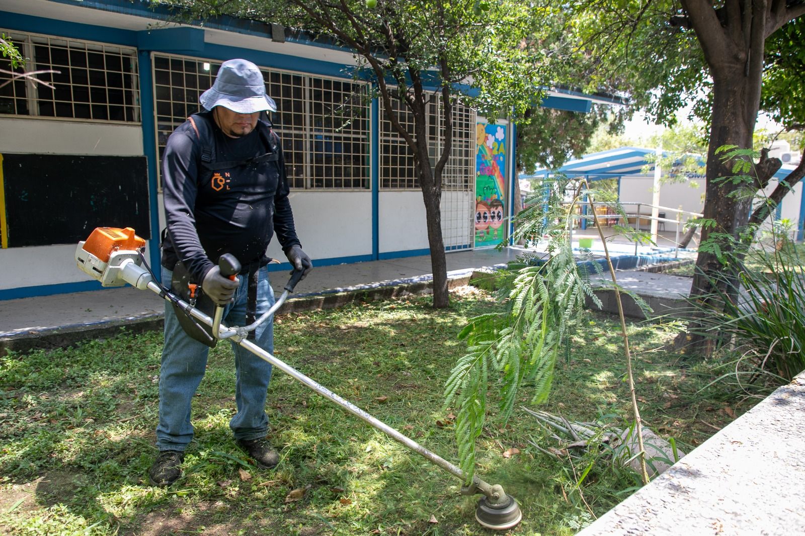 Mantenimiento escuelas