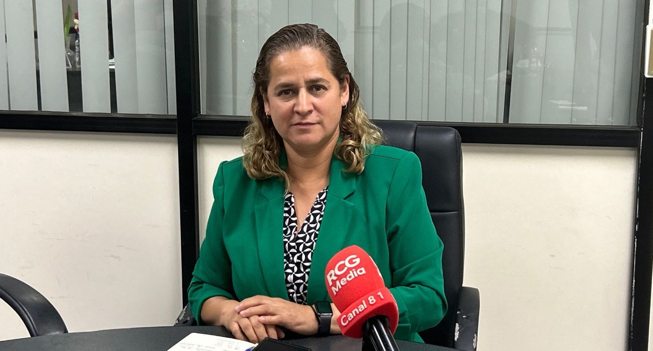 Marlen_Medina_Trejo_secretaria_académica_UTC.jpg