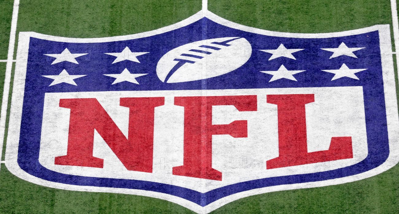 NFL multa a 100 jugadores por revender entradas del Super Bowl