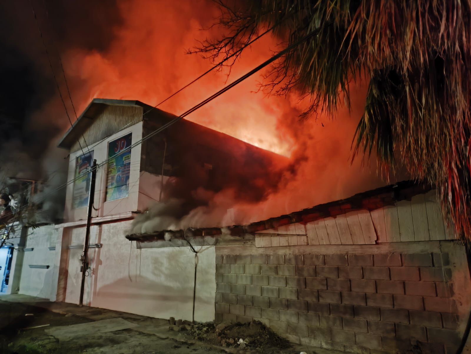 Pirotecnia deja incendios y personas lesionadas en Año Nuevo 2026.jpg