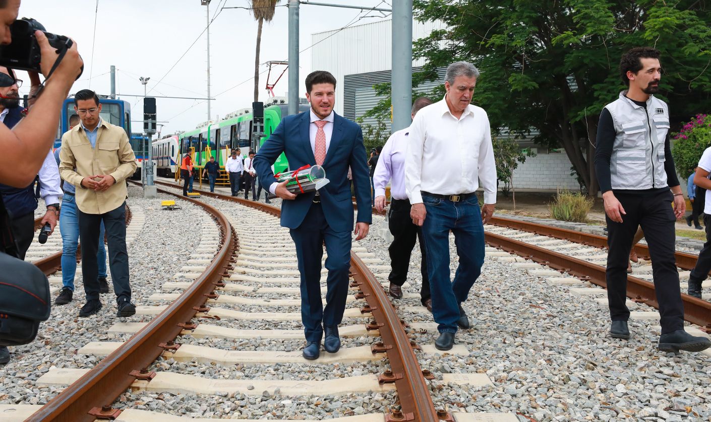 Presentación del nuevo tren MM 24 para Línea 1 del Metro 09.jpg