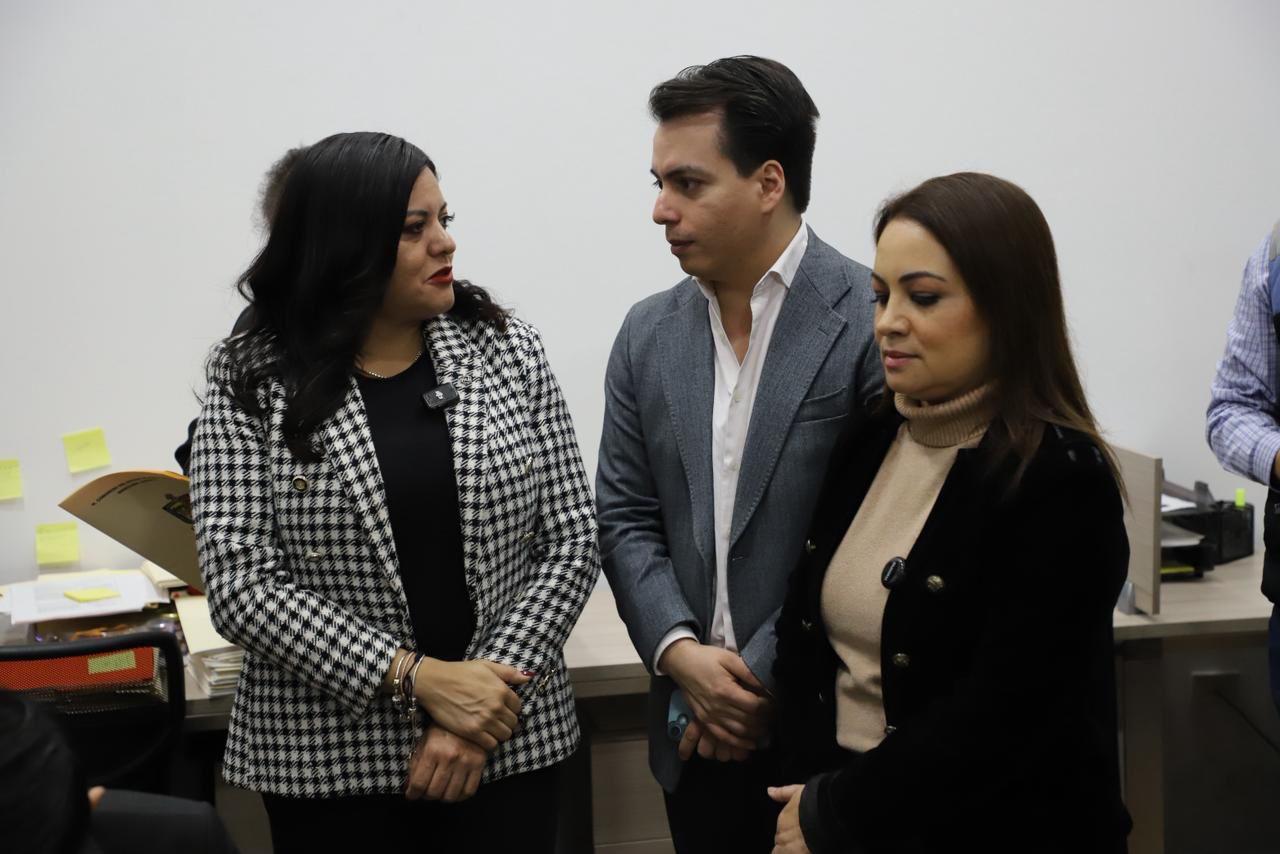 Presupuesto está en cancha de Samuel García: Congreso.png