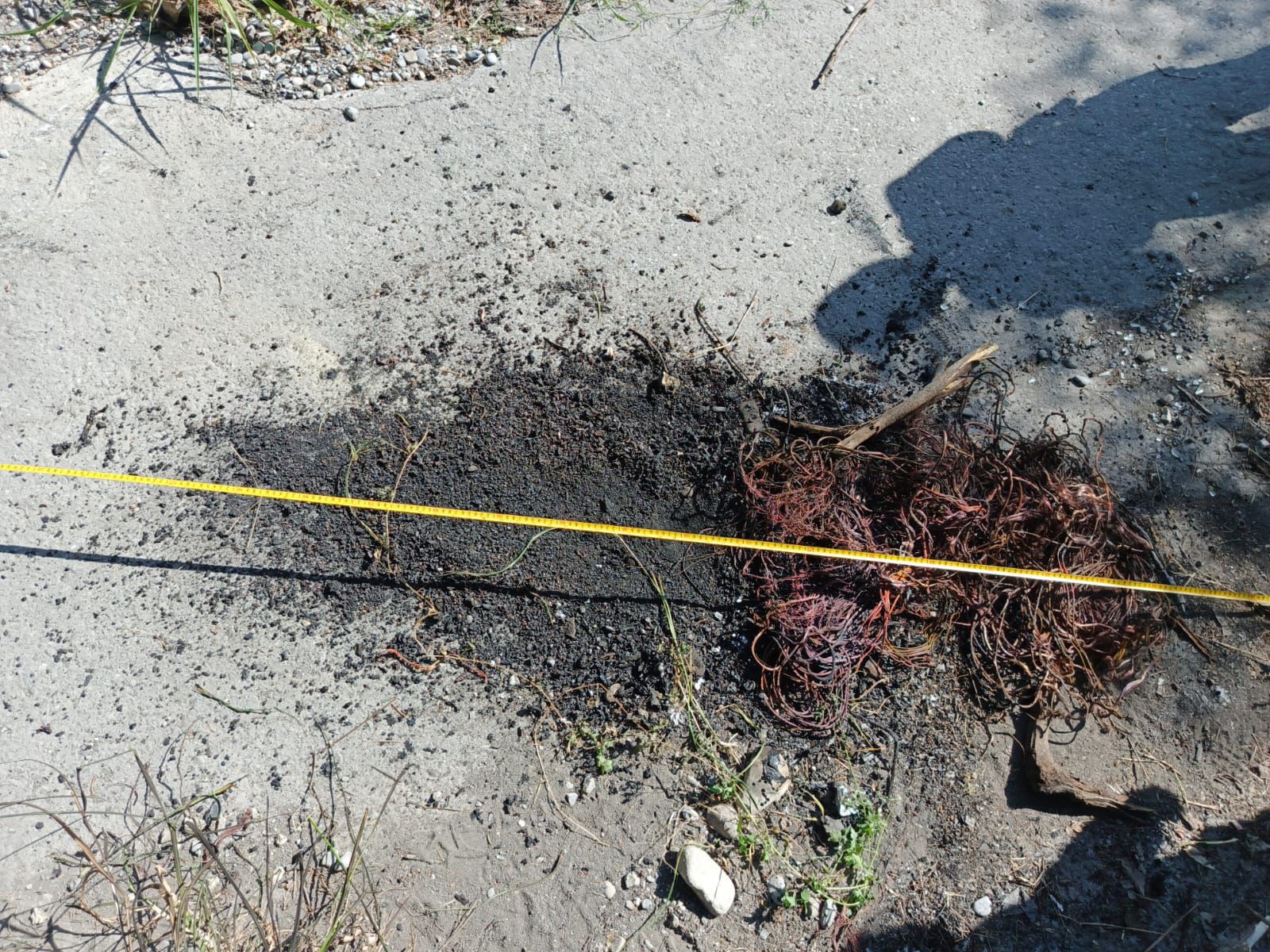 Provoca incendio en el río Santa Catarina y lo detienen