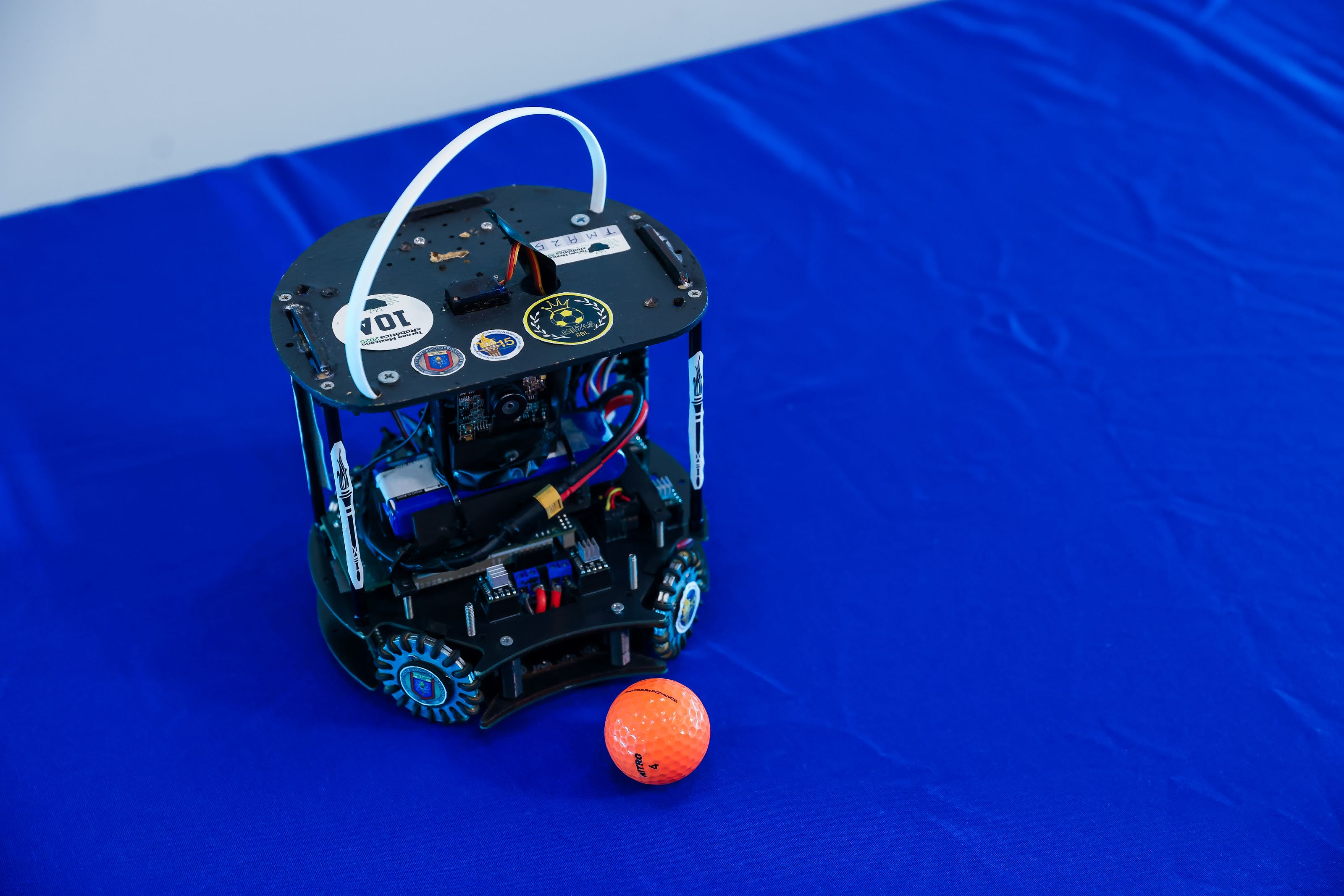 ROBOCUP 2025 EQUIPO MIDAS RBL - PREPA 15 FLORIDA - 4.jpg