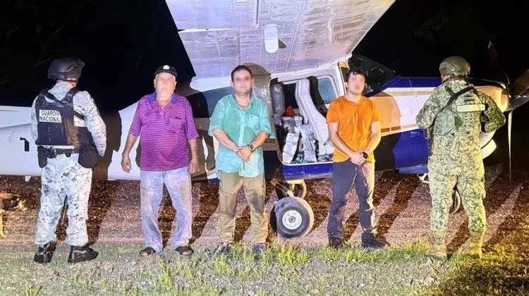 Responde Harfuch a Bukele sobre avioneta con droga