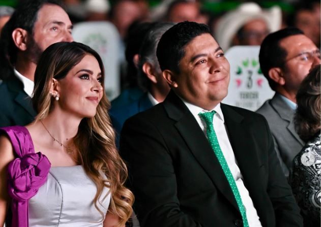 Ruth González Silva, senadora del PVEM y esposa de gobernador Ricardo Gallardo Cardona Ley Esposa.JPG