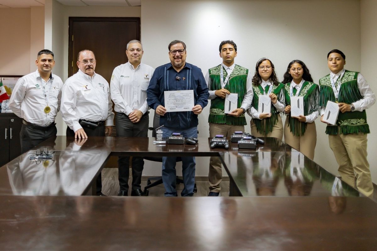 SET-137-2026.-Reconoce-SET-talento-de-estudiantes-del-CONALEP-premiados-en-Mundial-de-Robotica-en-Japon-2.jpeg
